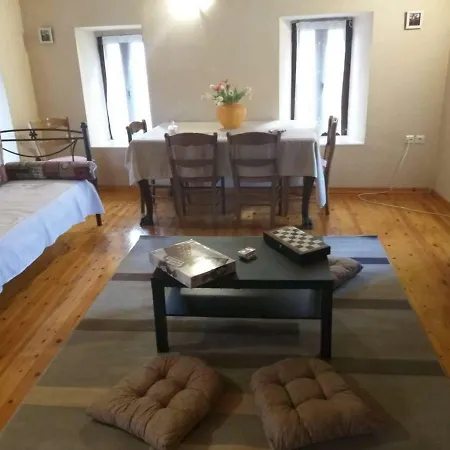 Apartment Leos's House Leonídion